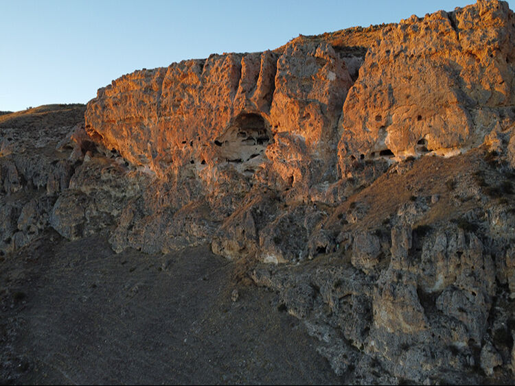 Sit alanı ilan edilen gizemli mağaralar turizme kazandırılacak! Erzurum'daki alanın geçmişi araştırılacak - 2. Resim