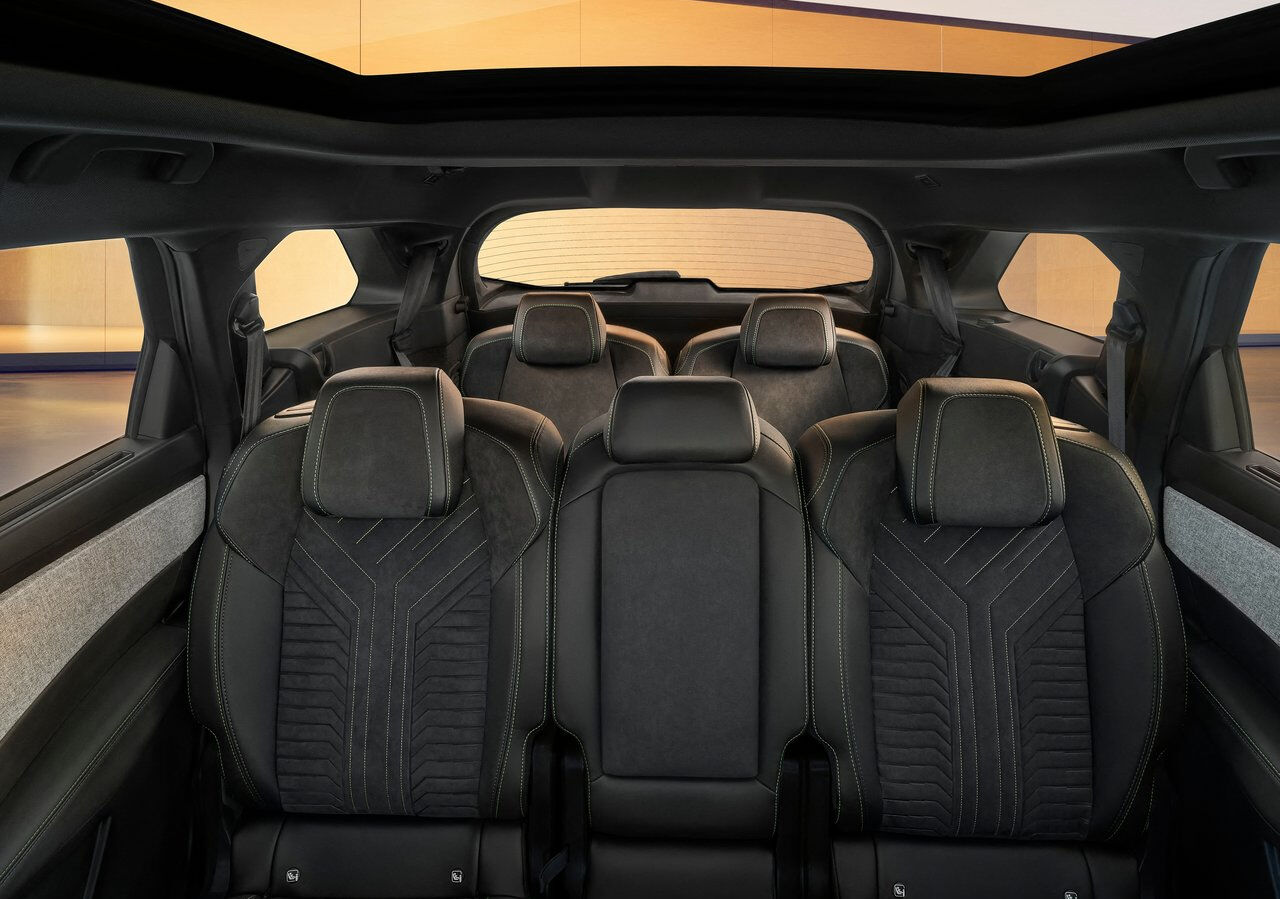 7 Koltuklu yeni Peugeot 5008 Türkiye’de satışa çıktı! Fiyatı 2,5 milyon TL'den başlıyor 7 Koltuklu yeni Peugeot 5008 Türkiye’de satışa çıktı! Fiyatı 2,5 milyon TL'den başlıyor - 6. Resim