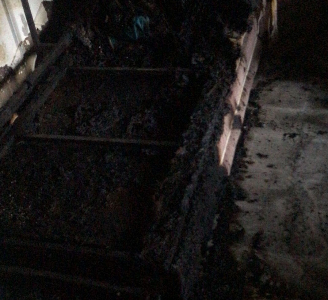 Ev alevlere teslim oldu, feci yangında genç hemşire hayatını kaybetti - 2. Resim