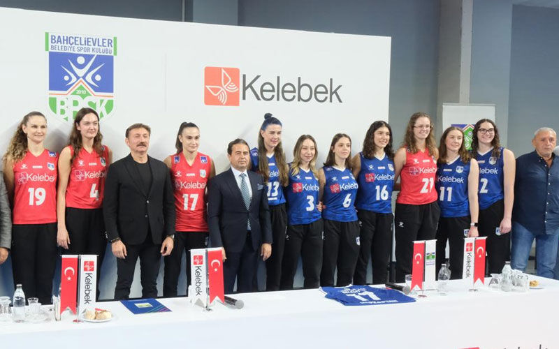 Kelebek Mobilya ile Bahçelievler Belediye Spor Kulübü Kadın Voleybol Takımı bir arada - 1. Resim
