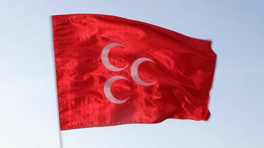 MHP'li vekillerden peş peşe istifalar! Meclis'teki koltuk sayısı 47'ye düştü - 1. Resim