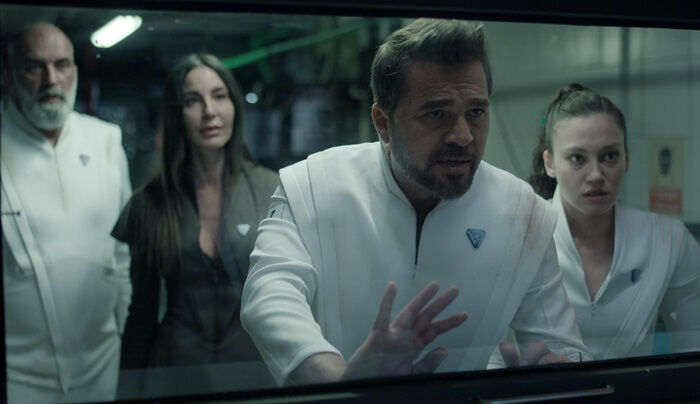 Kanarya avı! Taken'ın yönetmeni 'Kadın Ajan' trendine uydu - 1. Resim