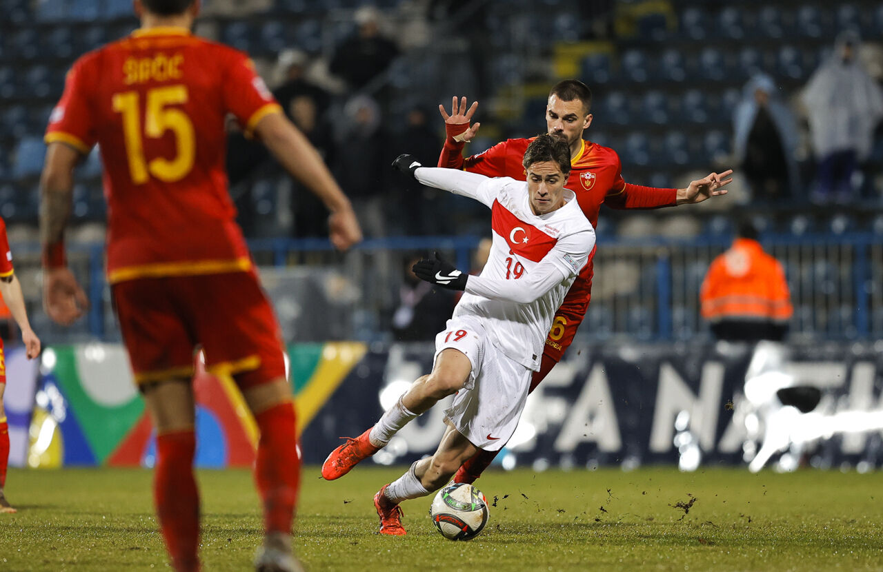 Milli futbolcular, Karadağ mağlubiyetinin sorumlusunu buldu! Patates tarlası... Milli futbolcular, Karadağ mağlubiyetinin sorumlusunu buldu! Patates tarlası... - 4. Resim