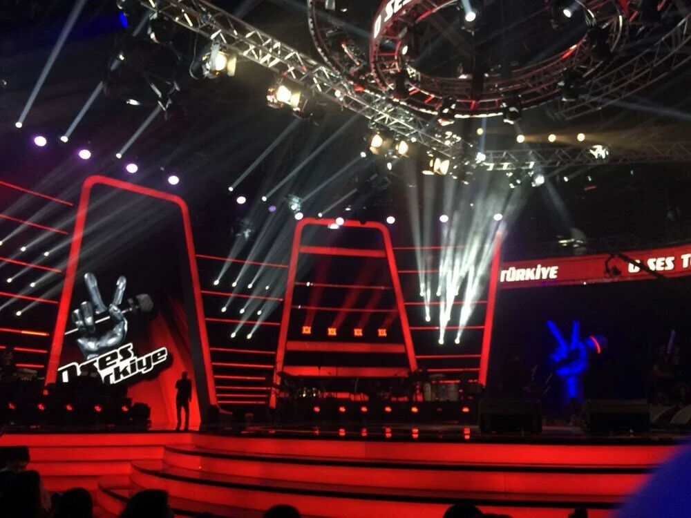 O Ses Türkiye yarışmasının jüri üyeleri belli oluyor! Ajda Pekkan'dan sonra dikkat çeken isim... O Ses Türkiye yarışmasının bir jüri üyesi daha belli oldu! Bomba isim - 1. Resim