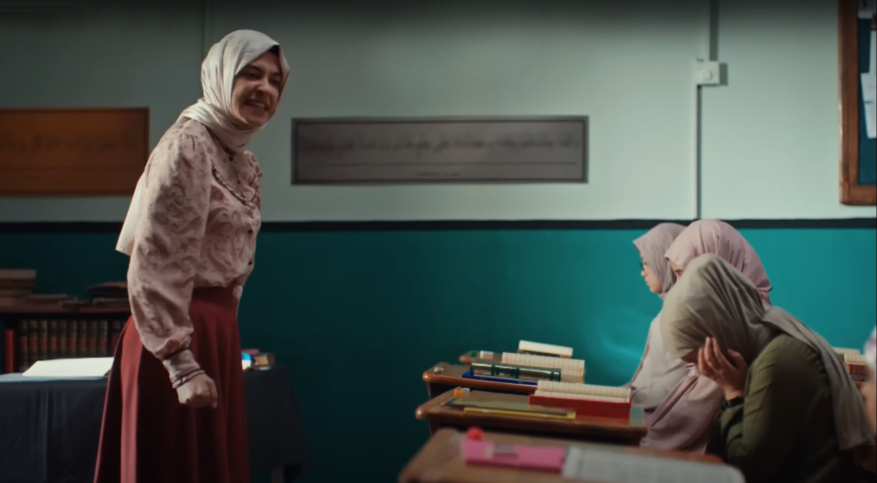 Türk dizilerinde korkunç tablo! Bir bölüme 9 kadına şiddet sahnesi düşüyor Türk dizilerinde korkunç tablo! Bir bölüme 9 kadına şiddet düşüyor - 1. Resim