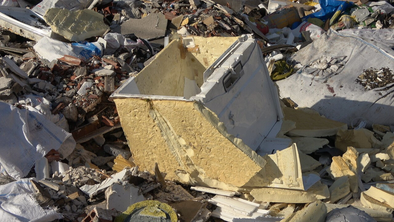 Şehrin göbeğinde rezil görüntü! "Bir çare bulunmalı artık" - 2. Resim