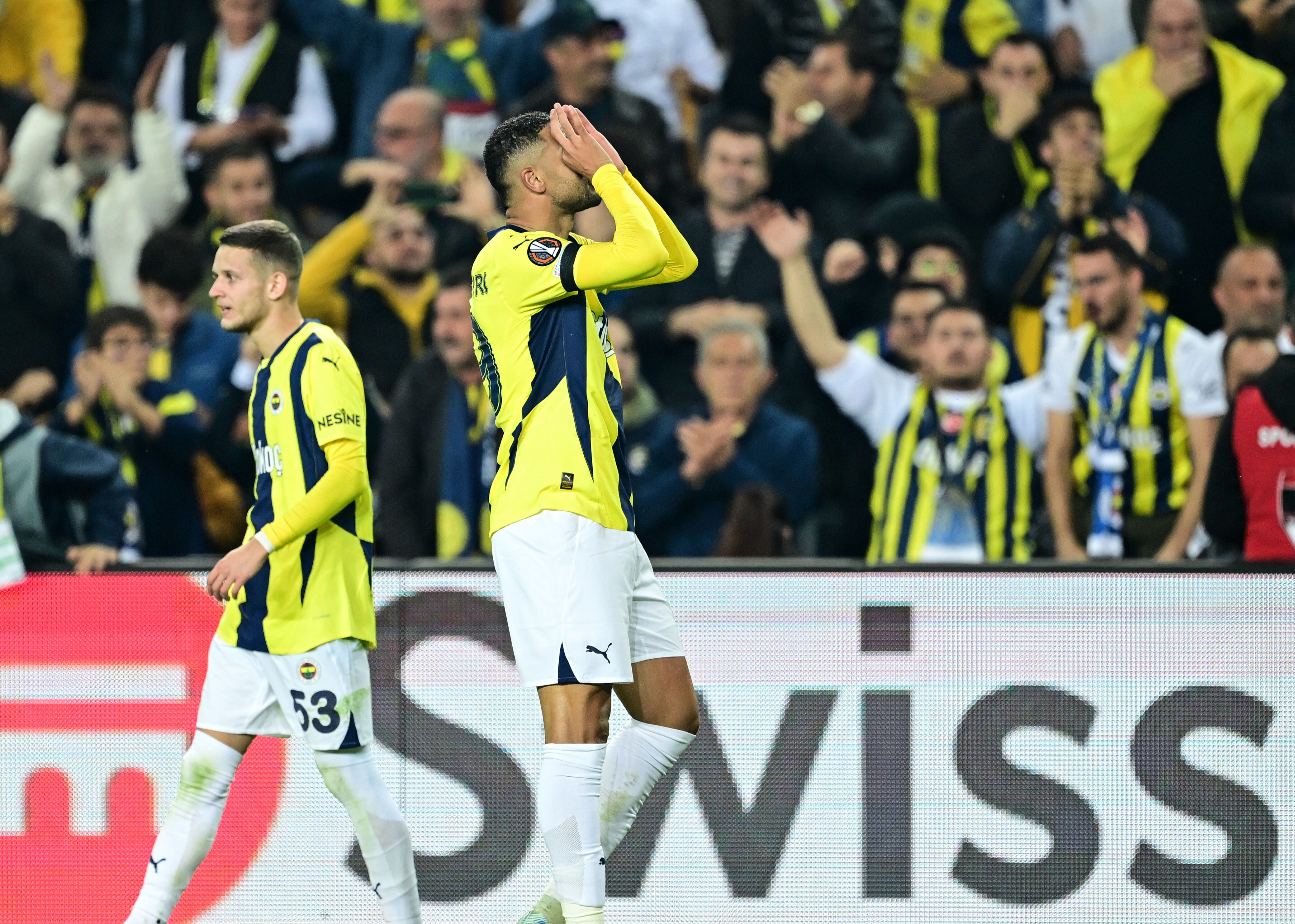 Fenerbahçe Al-Nassr'ın 34 milyon euro'luk teklifini reddetti! İşte istenen çılgın bonservis - 3. Resim
