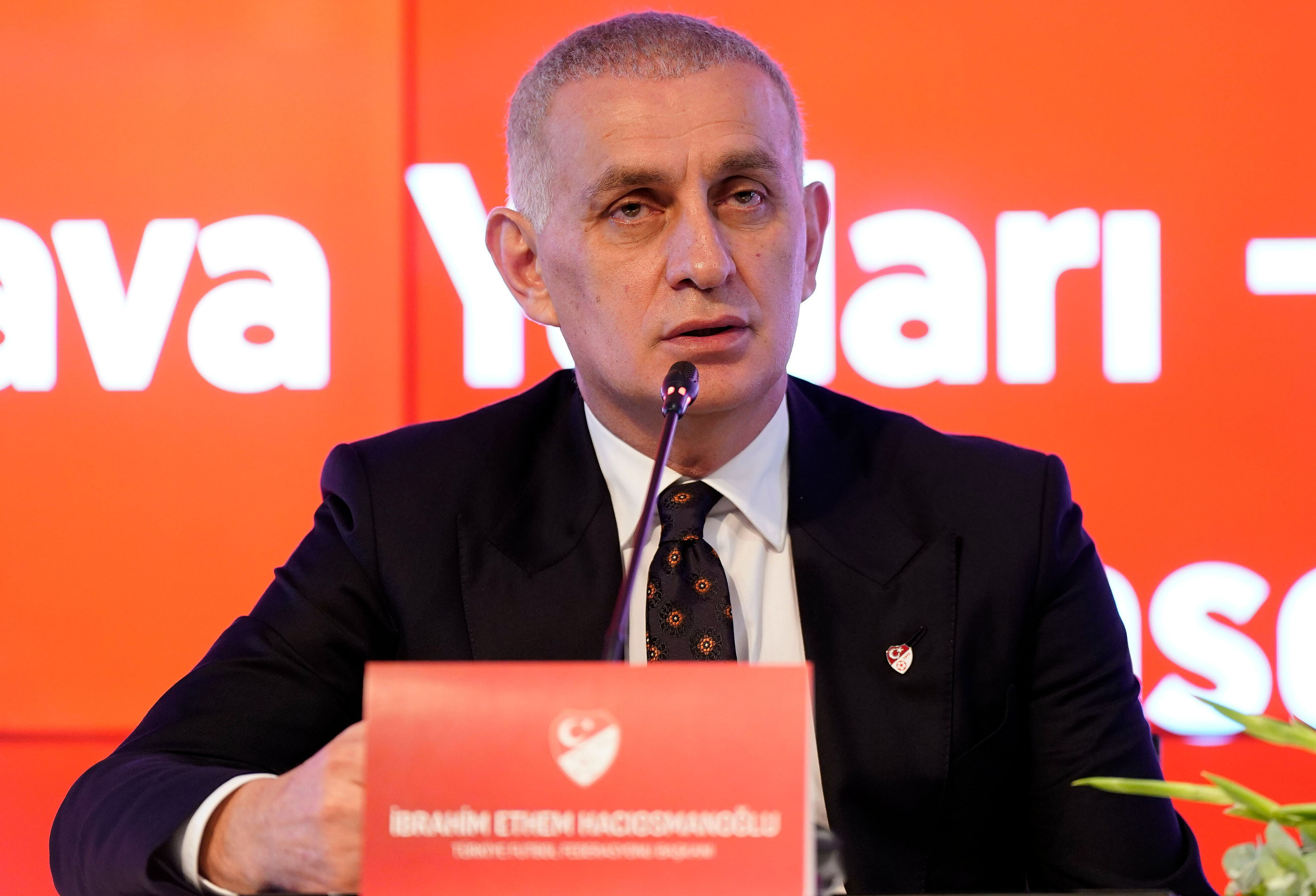 TFF Başkanı İbrahim Hacıosmanoğlu yabancı hakem konusuna son noktayı koydu! Kulüplerin beklentisi büyüktü... - 3. Resim