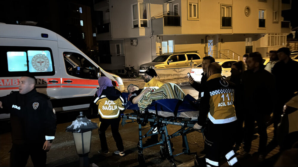 Balıkesir'de sıcak saatler! Kadını rehin alan şahıs etkisiz hale getirildi - 3. Resim