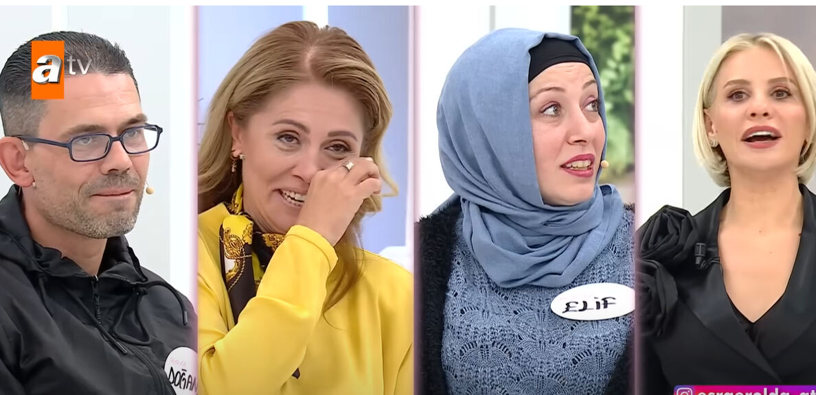 Esra Erol’da duygulandıran anlar! Hülya Kuran'ın kızı ilk kez canlı yayına çıktı! Benzerlikleri gündem oldu - 4. Resim