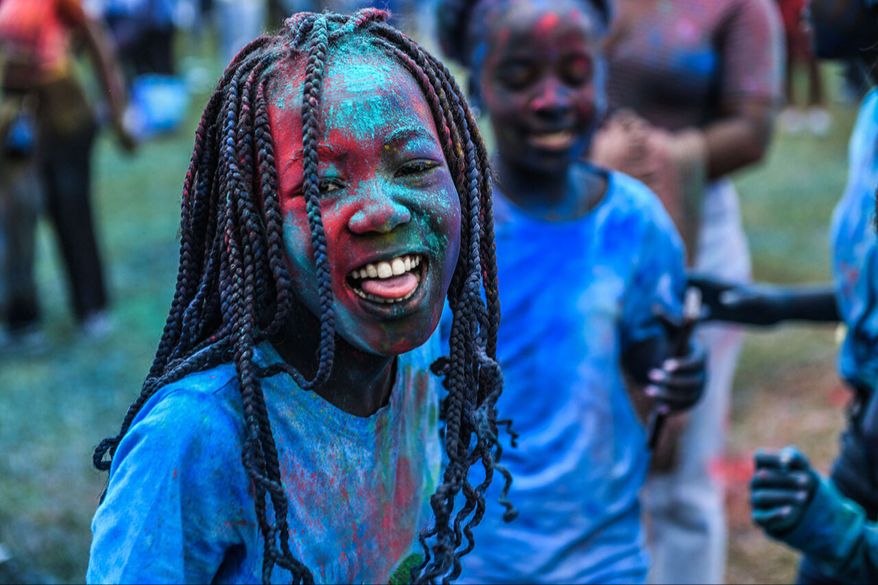 Görüntüler yürekleri sızlatmıştı! Kenya Renk Festivali sıkıntıları unutturdu Kenya Renk Festivali sıkıntıları unutturdu - 4. Resim