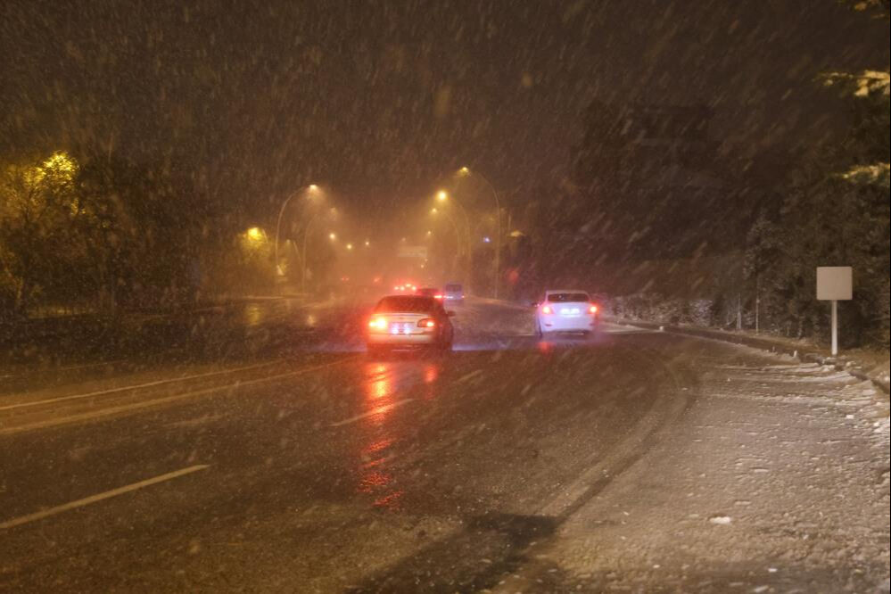 Konya'da şehirlerarası yollar kardan kapandı! Otobüs seferleri yapılamıyor Konya'da şehirlerarası yollar kardan kapandı! Otobüs seferleri yapılamıyor - 1. Resim