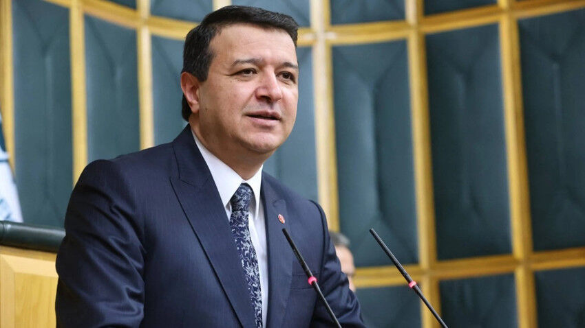 Saadet Partisi Genel Başkanı Mahmut Arıkan kimdir, nereli, kaç yaşında? - 1. Resim