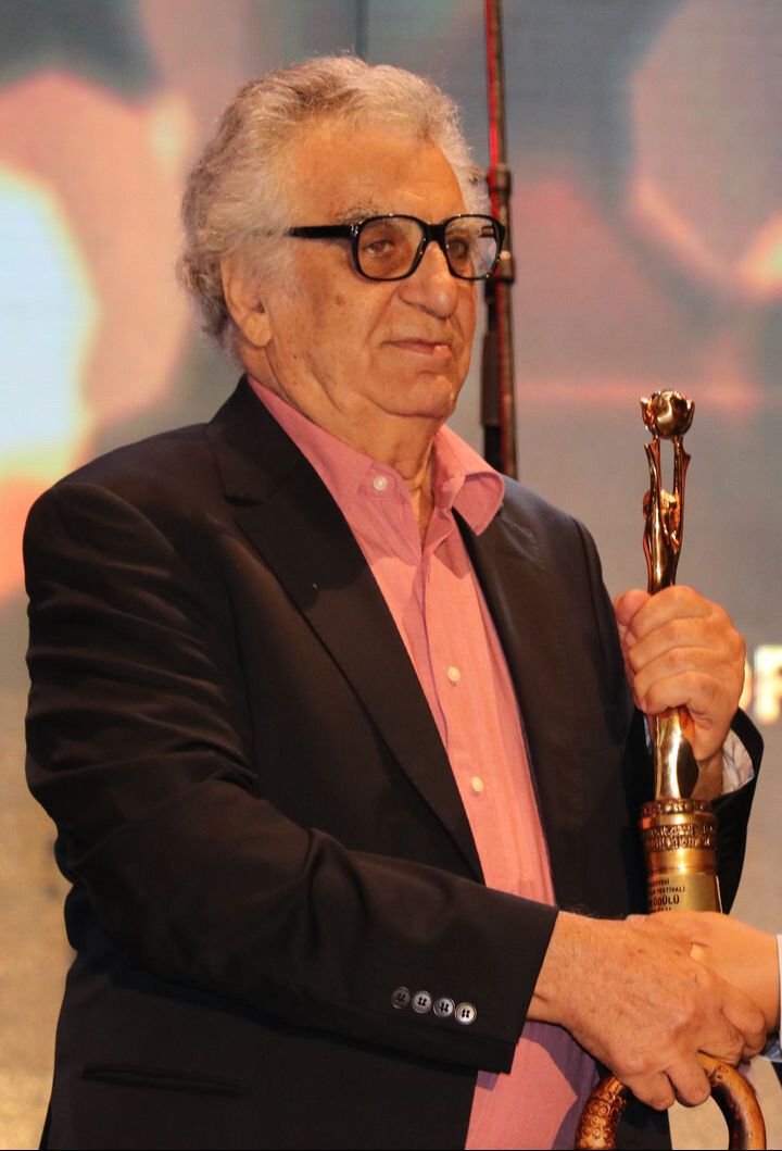 Türk sinemasının duayen ismi Sami Şekeroğlu hayatını kaybetti! - 2. Resim