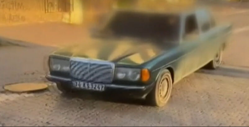 Ailesini katledip intihar eden Bahtiyar Aladağ'ın babaevi görüntülendi! İşte dehşetin yaşandığı ev Ailesini katledip intihar eden Bahtiyar Aladağ'ın babaevi görüntülendi! İşte dehşetin yaşandığı ev - 5. Resim