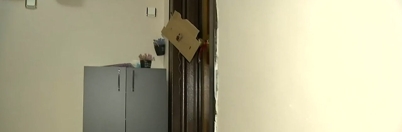 Ailesini katledip intihar eden Bahtiyar Aladağ'ın babaevi görüntülendi! İşte dehşetin yaşandığı ev Ailesini katledip intihar eden Bahtiyar Aladağ'ın babaevi görüntülendi! İşte dehşetin yaşandığı ev - 2. Resim