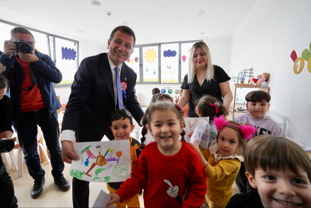 Belediyelerin açtığı kreşler kapatılıyor mu? Gündem olan iddiaya açıklama geldi Belediyelerin açtığı kreşler kapatılıyor mu? Gündem olan iddiaya açıklama geldi - 1. Resim