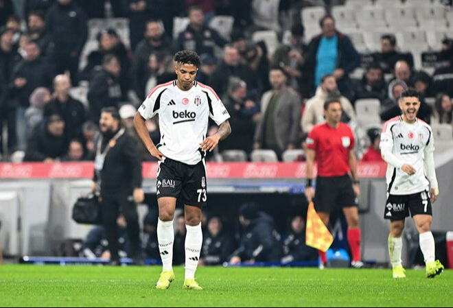 Beşiktaş'ın Göztepe hezimeti sonrası çarpıcı yorum!  Beşiktaş'ın Göztepe hezimeti sonrası çarpıcı yorum!