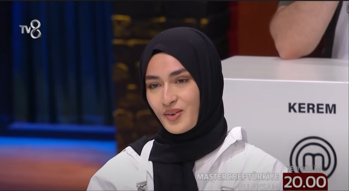 MasterChef Beyza'dan şiddet itirafı! Anlattıklarıyla Somer Sivrioğlu'nu ağlattı MasterChef Beyza'dan şiddet itirafı! Anlattıklarıyla Somer Sivrioğlu'nu ağlattı - 3. Resim