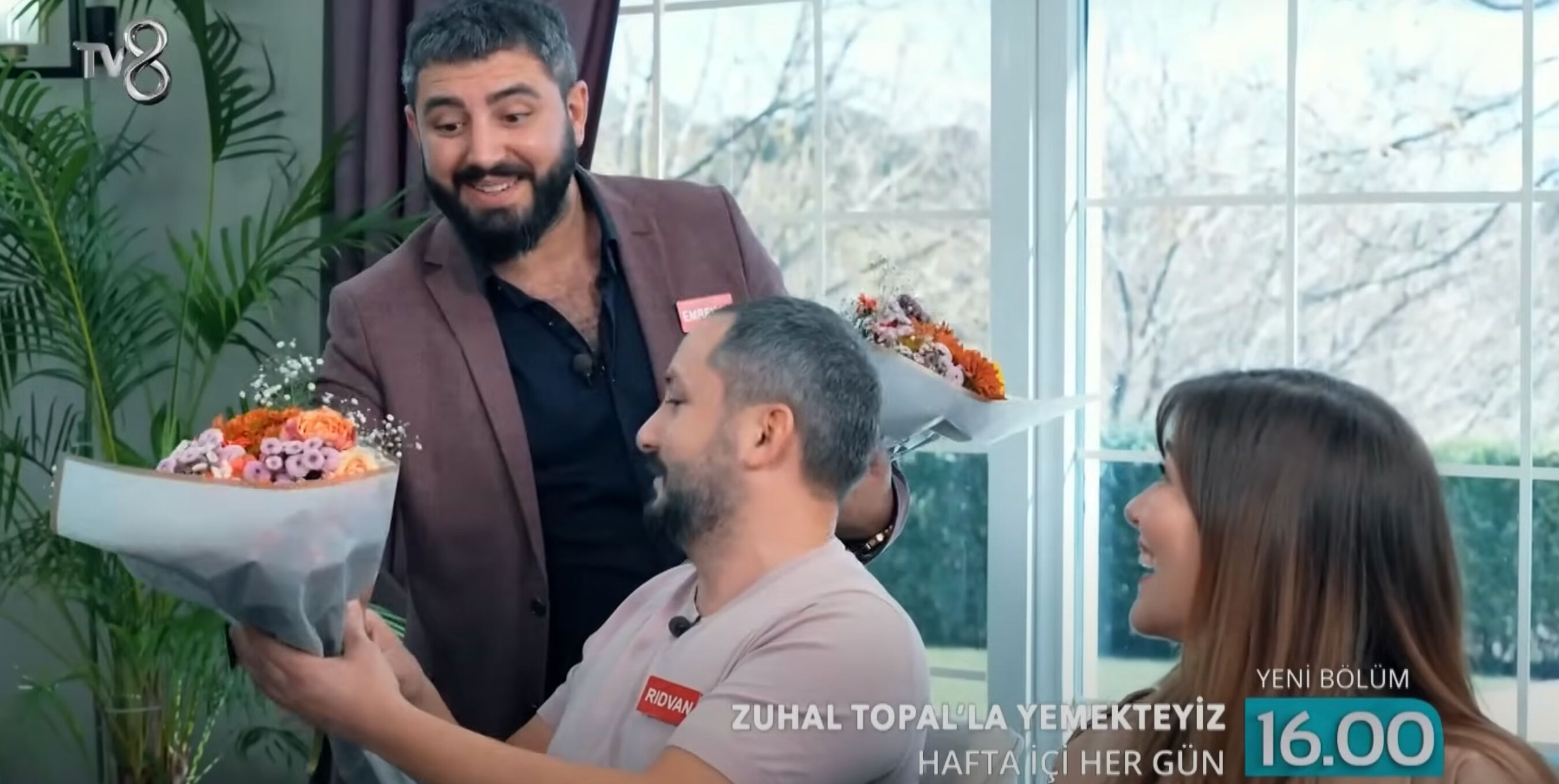 Yemekteyiz Menekşe Emrehan kimdir, ne iş yapıyor?  Yemekteyiz Menekşe Emrehan kimdir, ne iş yapıyor?  - 3. Resim