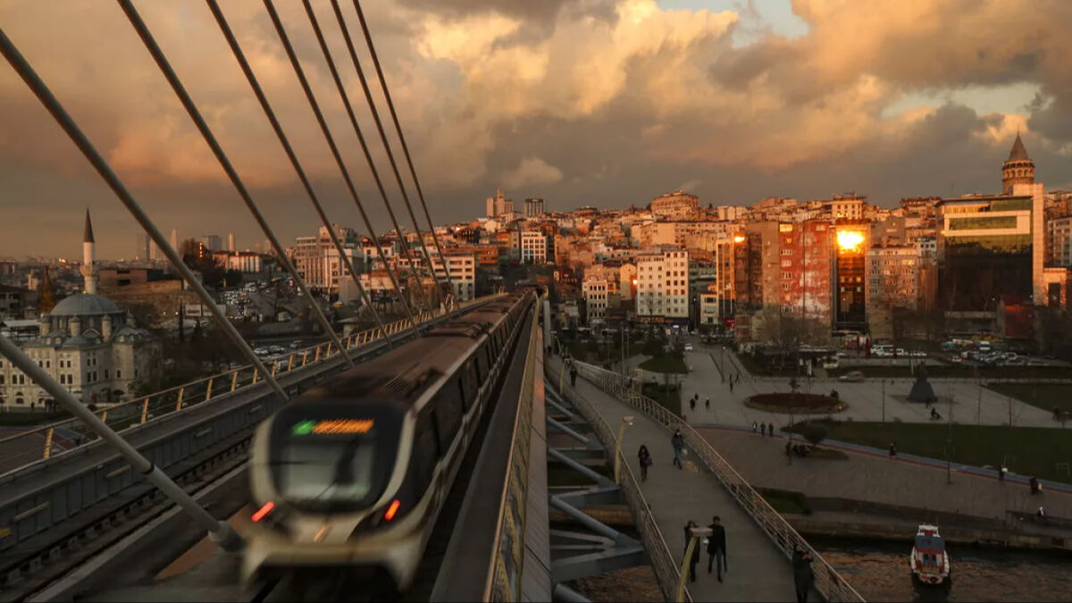 Yenikapı-Hacıosman metrosu kapalı mı, M2 metro açıldı mı, neden kapatıldı? Valilik kısıtlama getirmişti! Yenikapı-Hacıosman metrosu kapalı mı, M2 metro açıldı mı, neden kapatıldı? Valilik kısıtlama getirmişti! - 1. Resim