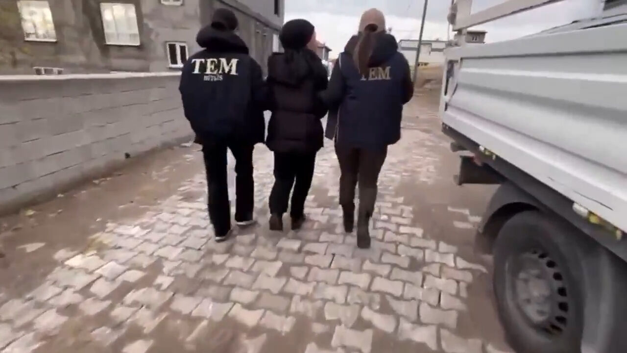 30 ilde PKK/KCK-PYD/YPG operasyonu! 231 şüpheli gözaltına - 1. Resim