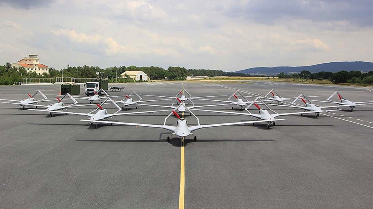 Bir ülke daha Bayraktar TB2 satın alıyor! "Türkiye ile bazı projelerimiz var" diyerek duyurdular - 2. Resim