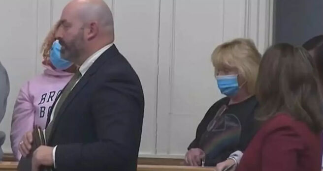 Bu kadarı insanlığa sığmaz! Böceklerin istila ettiği yatağında can verdi - 1. Resim