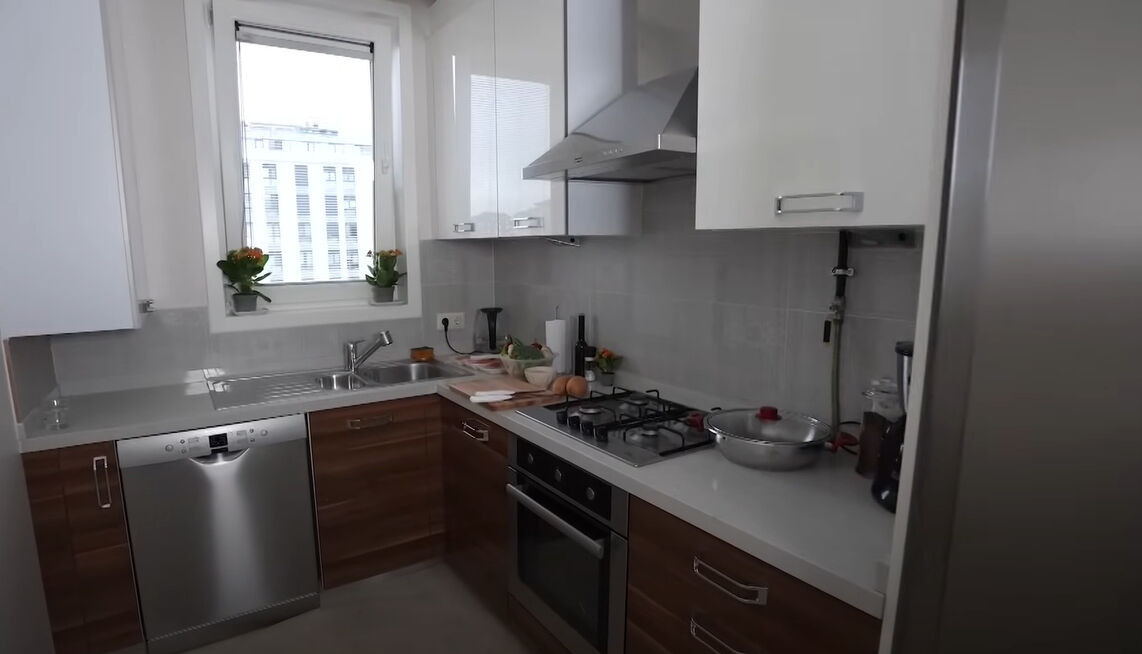 Cem Belevi dubleks evinin kapılarını ilk kez açtı! Sade ve şık evi dikkat çekti Cem Belevi dubleks evinin kapılarını ilk kez açtı! Sade ve şık evi dikkat çekti - 7. Resim