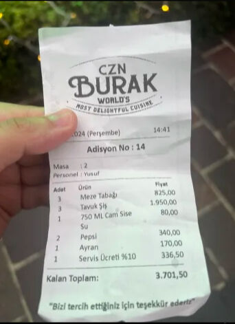 CZN Burak'ın restoranındaki fiyatlar sosyal medyayı ikiye böldü! Normal bulan da var eleştiren de... CZN Burak'ın restoranındaki fiyatlar sosyal medyayı ikiye böldü! Normal bulan da var eleştiren de... - 3. Resim