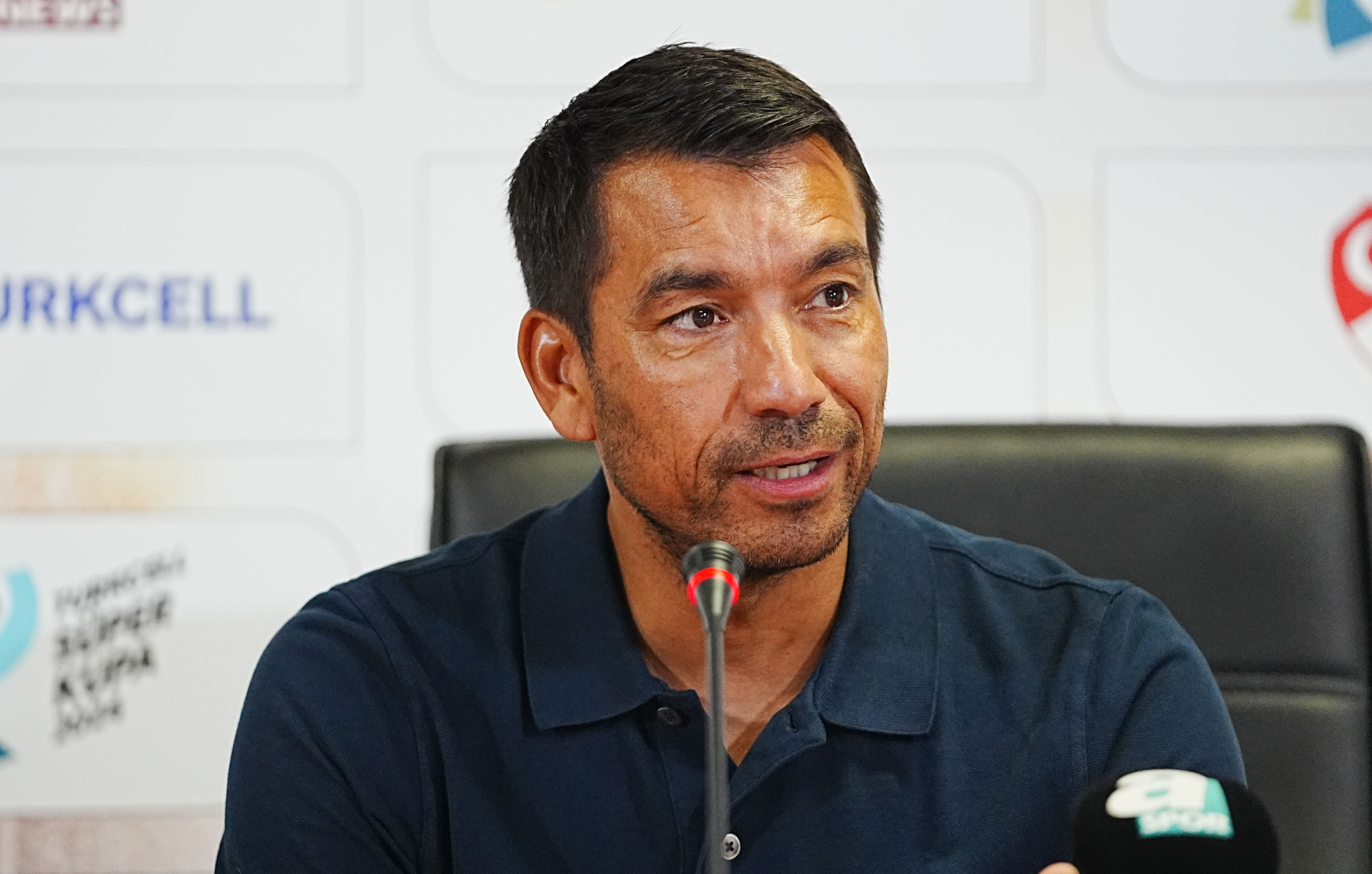 Fenerbahçe derbisi öncesi Giovanni van Bronckhorst için karar verildi! Yollar ayrılacak mı? - 1. Resim