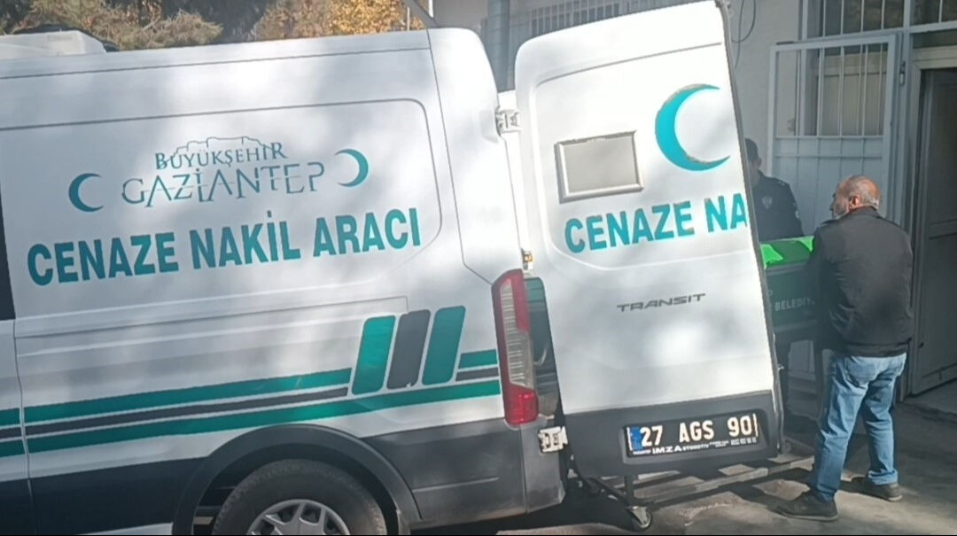 Gaziantep'te dehşet! Tartıştığı eşini vurarak öldürmüştü... Cani koca tutuklandı Gaziantep'te dehşet! Tartıştığı eşini vurarak öldürmüştü... Cani koca tutuklandı - 1. Resim