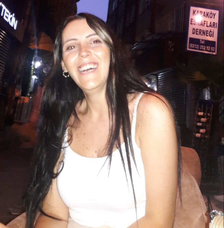 'İntihar' denilen olayın ardında vahşet çıktı: Duygu'nun katilini ailenin şüphesi ortaya çıkardı 'İntihar' denilen olayın ardında vahşet çıktı: Duygu'nun katilini ailenin şüphesi ortaya çıkardı - 1. Resim