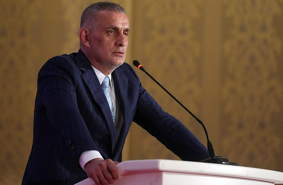 İstifa iddiaları sonrası TFF'de kritik toplantı! İbrahim Hacıosmanoğlu için karar verildi - 1. Resim