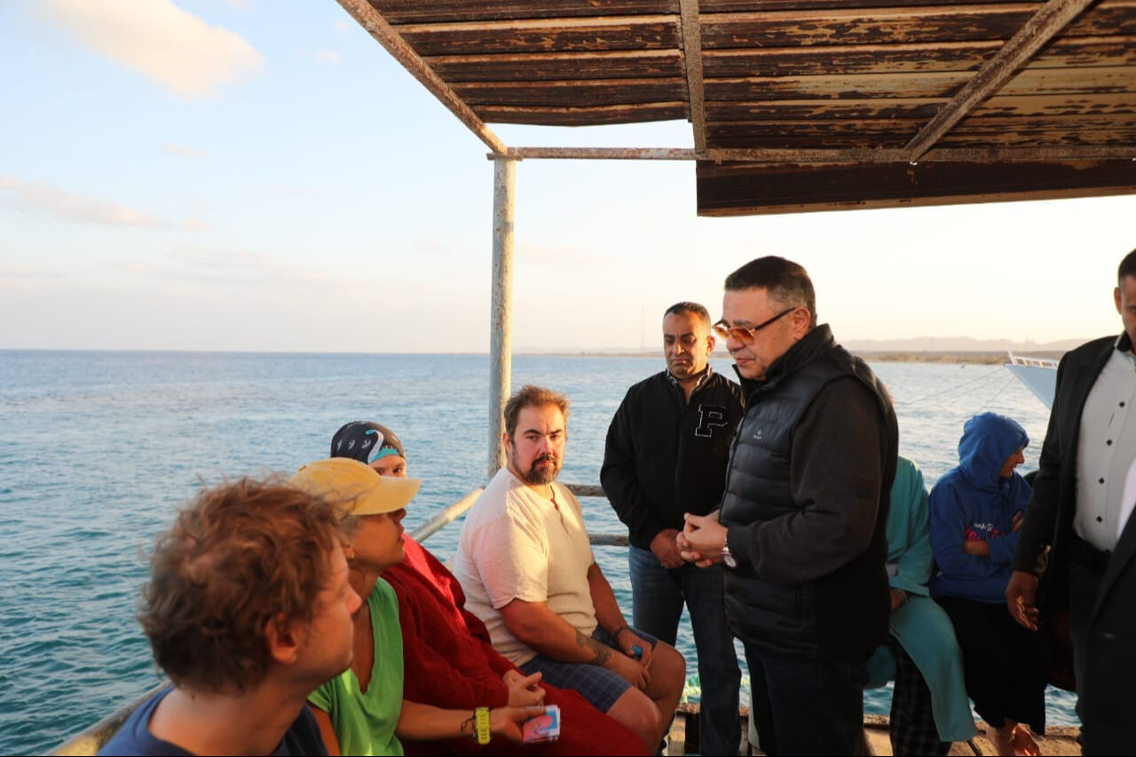 Kızıldeniz'de turist teknesi battı: Çok sayıda kayıp var - 2. Resim