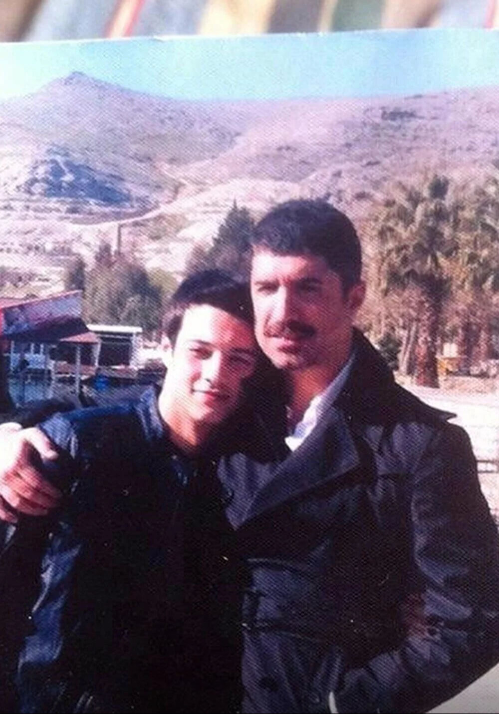 Ünlü isimlerden nostaljik paylaşımlar! Çocukluk fotoğraflarını görenler inanamadı! Değişimleri şaşırttı Ünlü isimlerden nostaljik paylaşımlar! Çocukluk fotoğraflarını görenler inanamadı! Değişimleri şaşırttı - 5. Resim