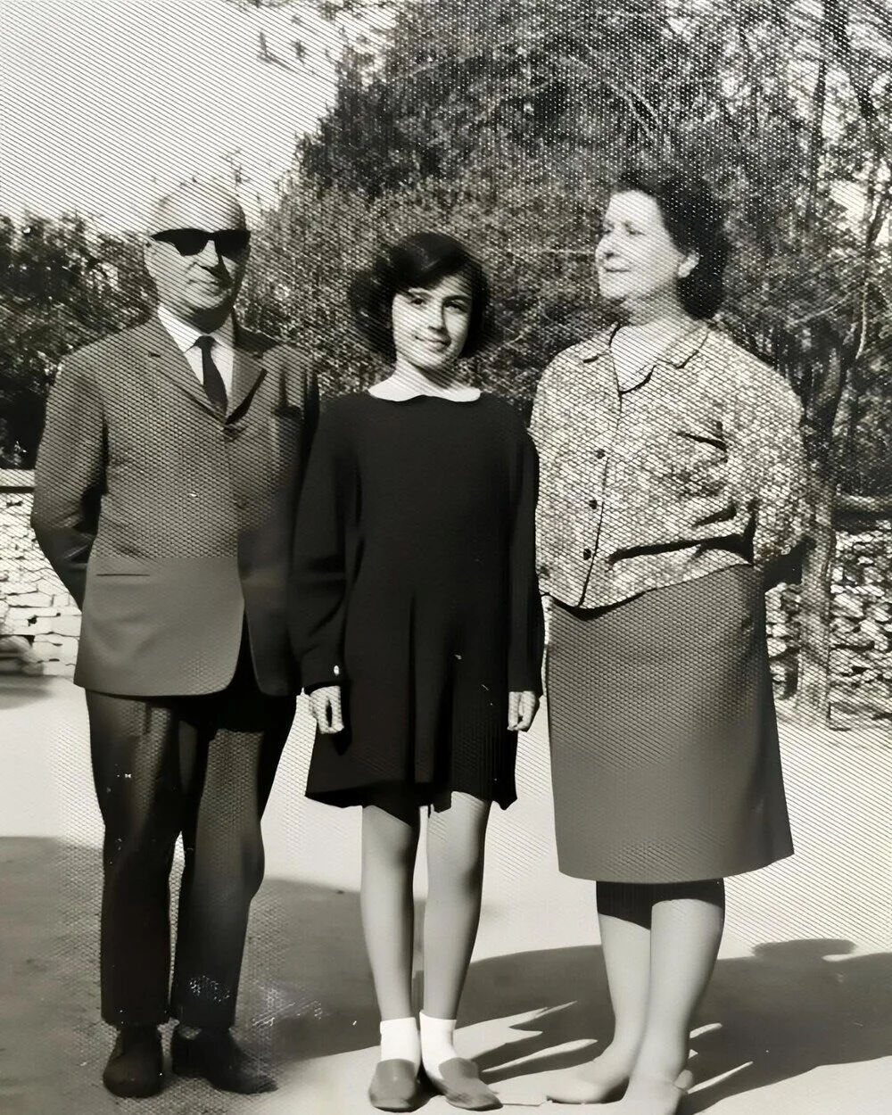 Ünlü isimlerden nostaljik paylaşımlar! Çocukluk fotoğraflarını görenler inanamadı! Değişimleri şaşırttı Ünlü isimlerden nostaljik paylaşımlar! Çocukluk fotoğraflarını görenler inanamadı! Değişimleri şaşırttı - 3. Resim