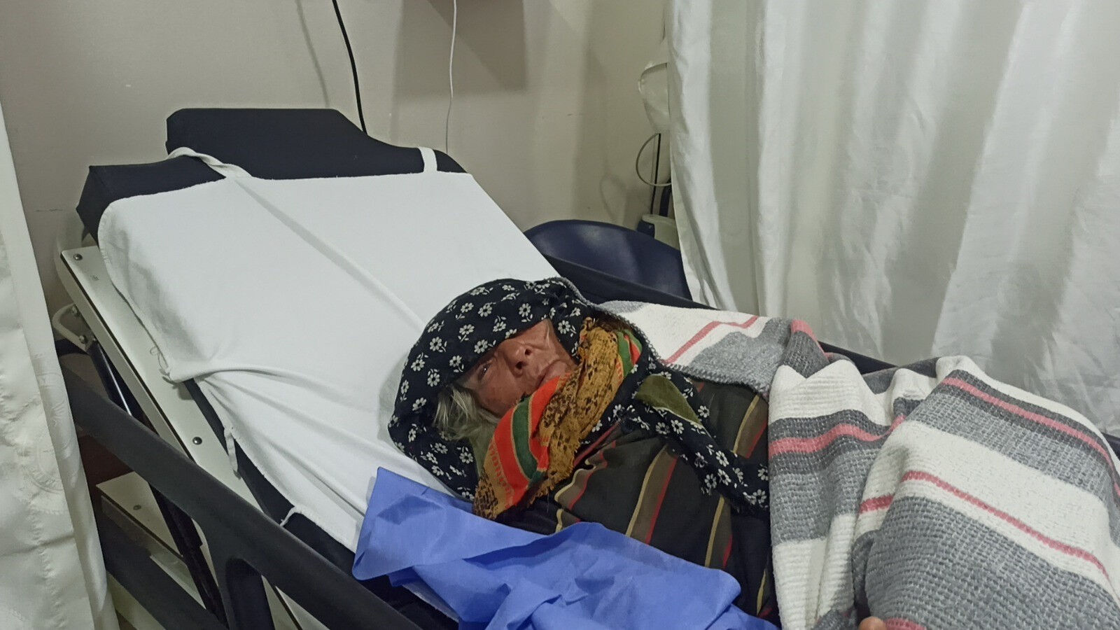 Yılın ilk karda kaybolanları! Konya'da yaylada mahsur kalan yaşlı çift kuzularını bırakmadı - 2. Resim