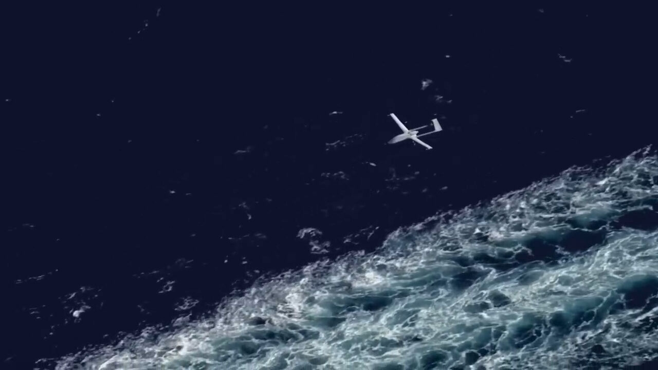 Bayraktar TB3 SİHA seyir halindeki TCG Anadolu'da iniş-kalkış yaptı! Dünya havacılık tarihinde bir ilk - 4. Resim