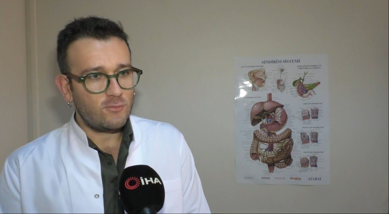 Demet Akalın &lsquo;&Ouml;l&uuml;mden d&ouml;nd&uuml;m&rsquo; dedi! Uzmanlar uyardı: Sakın bunu yapmayın... - 3. Resim