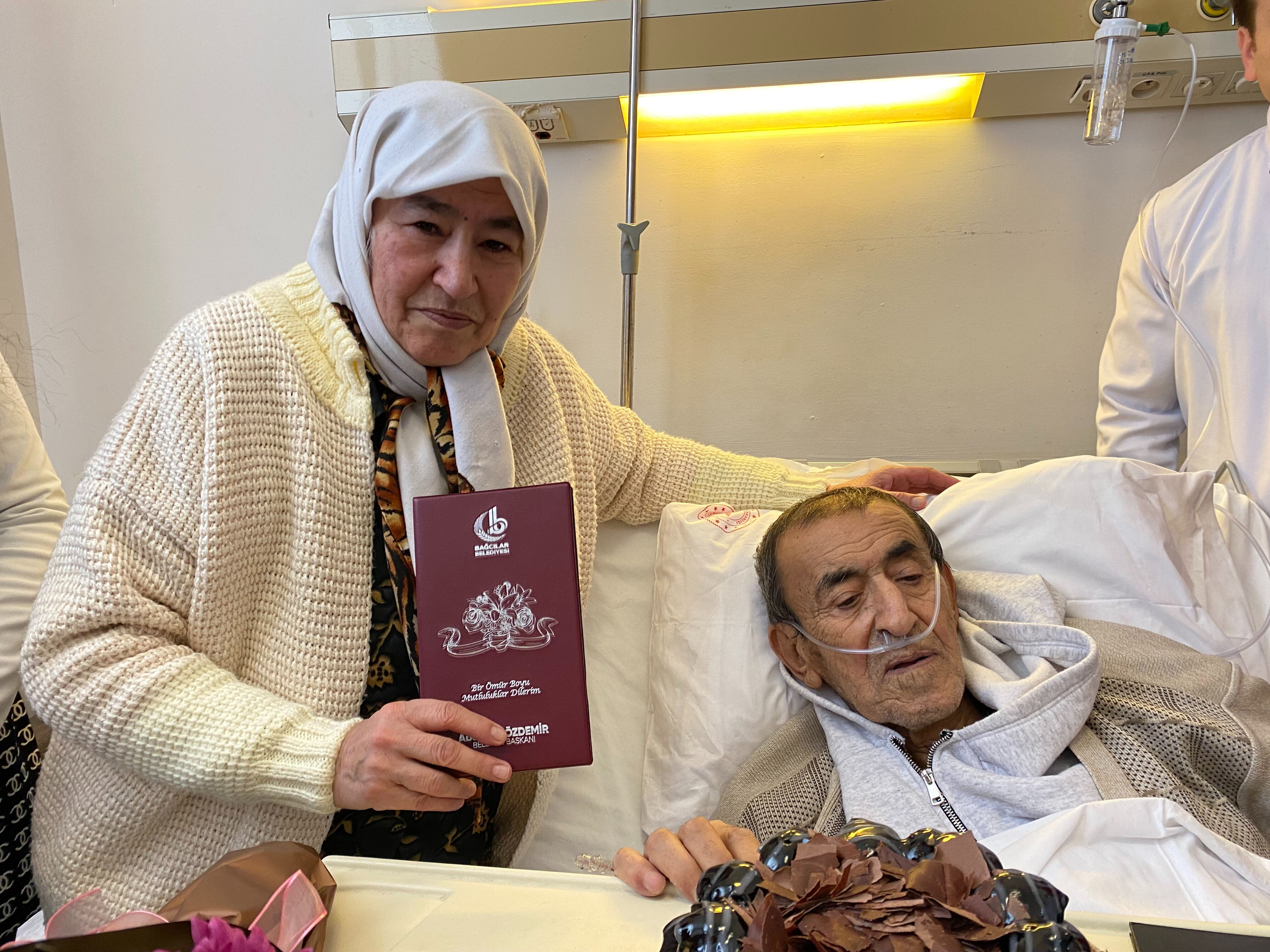 Filmleri aratmayan olay! Hastanede kıyılan ikinci nikaha gelin damga vurdu! Akıllara aynı soru geldi - 5. Resim