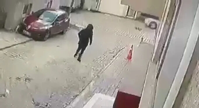 Seri katil Bahtiyar Aladağ hakkındaki gerçeği komşuları anlattı: Elleri kan içinde apartmanı birbirine kattı Seri katil Bahtiyar Aladağ hakkındaki gerçeği komşuları anlattı: Elleri kan içinde apartmanı birbirine kattı - 4. Resim