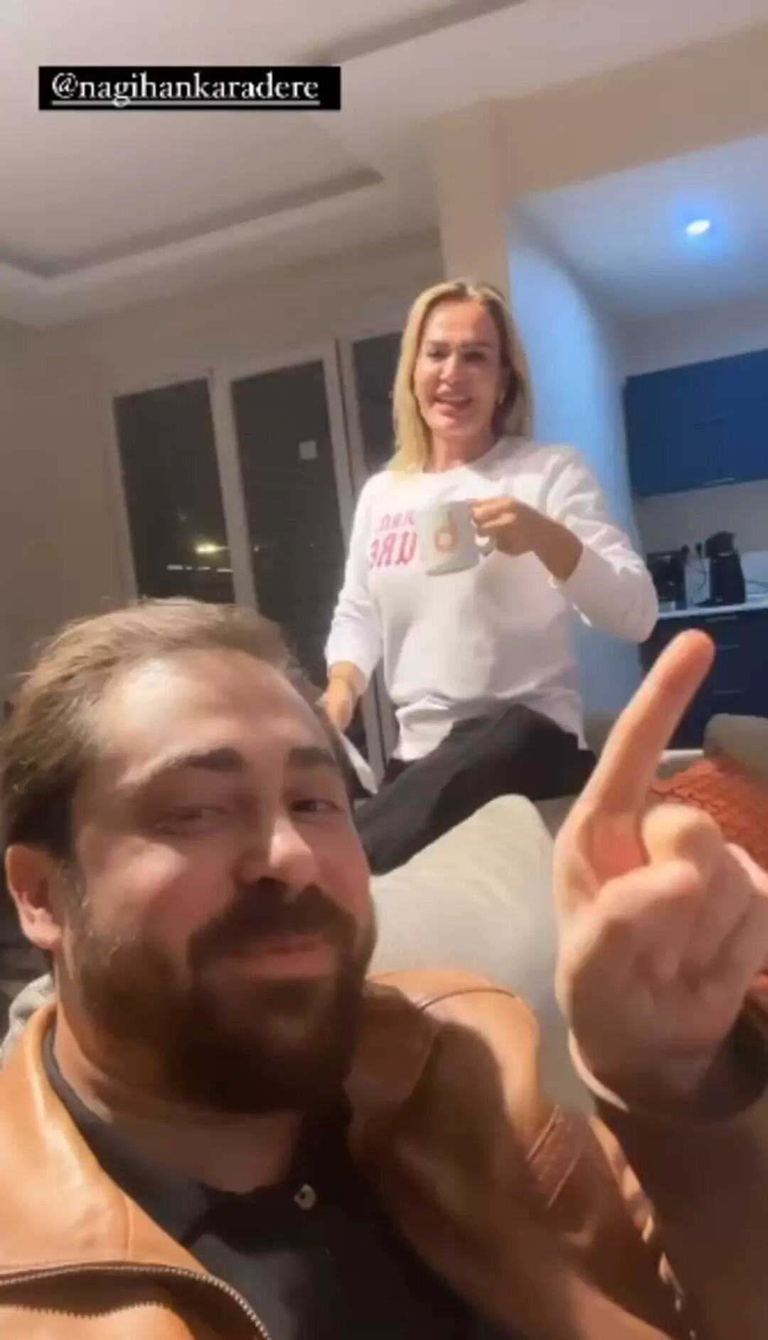 Survivor'a bomba isim! Paylaşımı kafa karıştırdı! Geri mi dönüyor? - 1. Resim