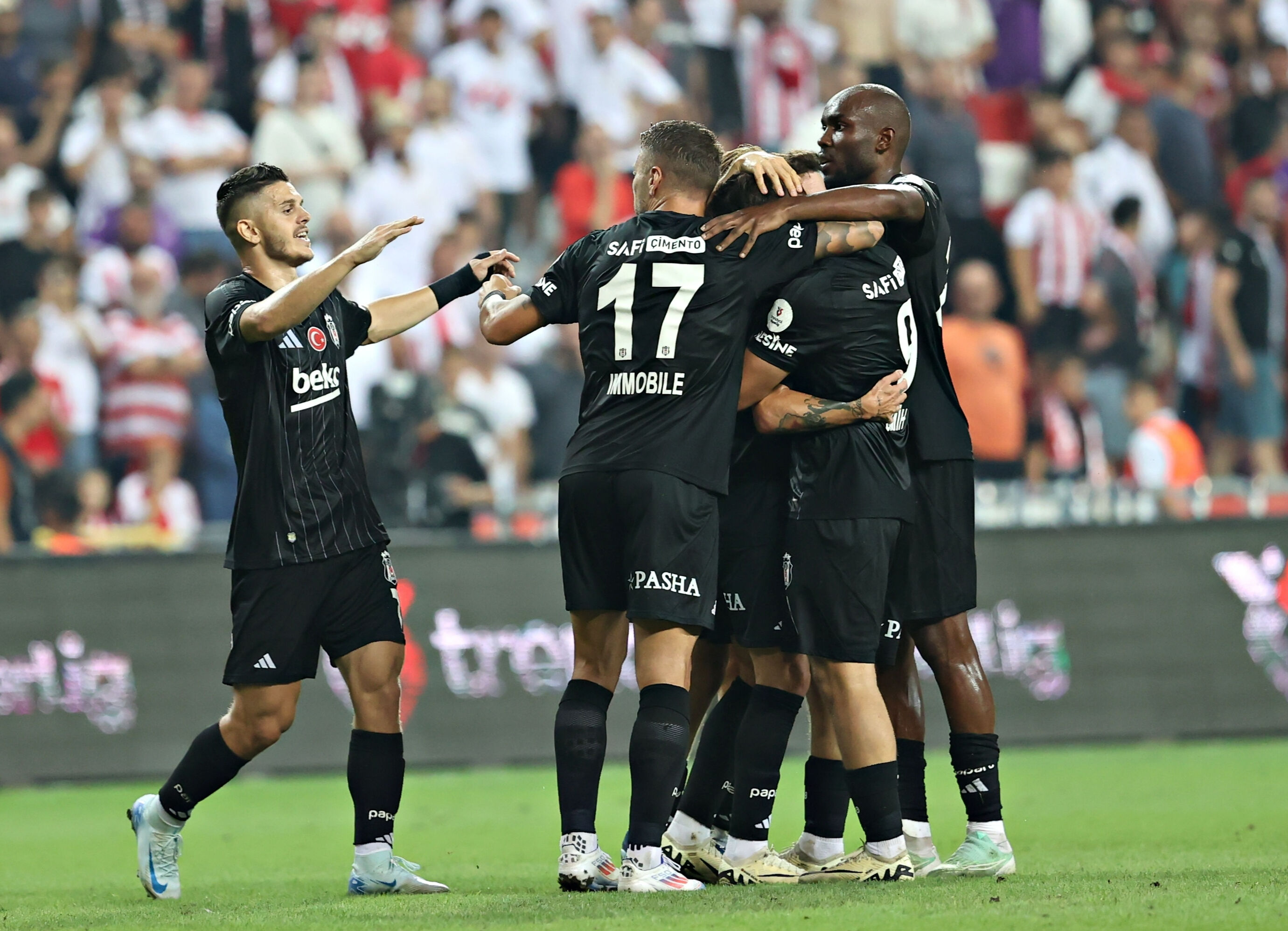 Beşiktaş İsrail ekibi Maccabi Tel Aviv'i ağırlıyor! İşte muhtemel 11'ler... Beşiktaş İsrail ekibi Maccabi Tel Aviv'i ağırlıyor! İşte muhtemel 11'ler... - 2. Resim