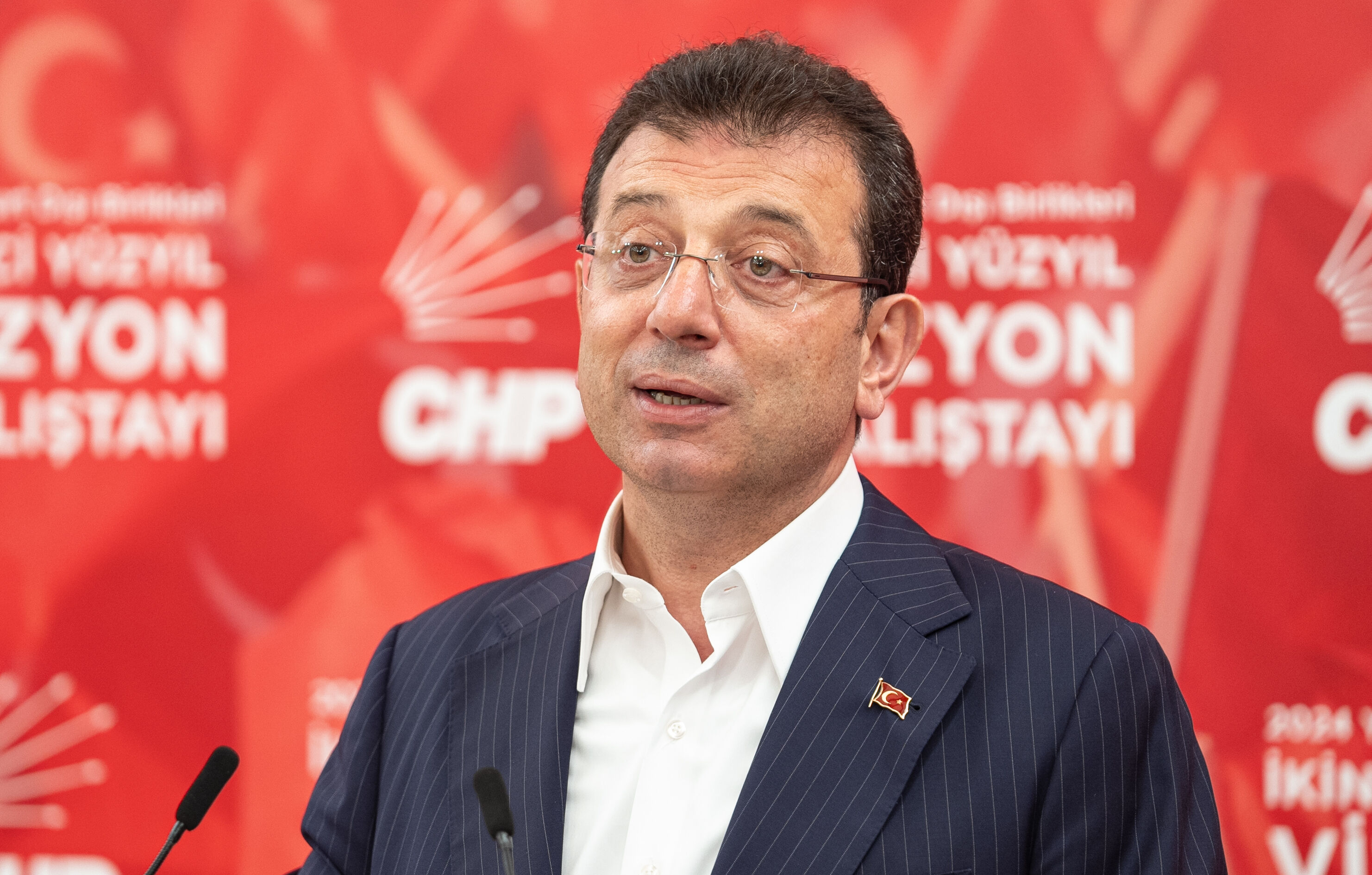 Ekrem İmamoğlu'nu köşeye sıkıştıran soru! Hemen konuyu değiştirdi Ekrem İmamoğlu'nu köşeye sıkıştıran soru! Hemen konuyu değiştirdi - 1. Resim