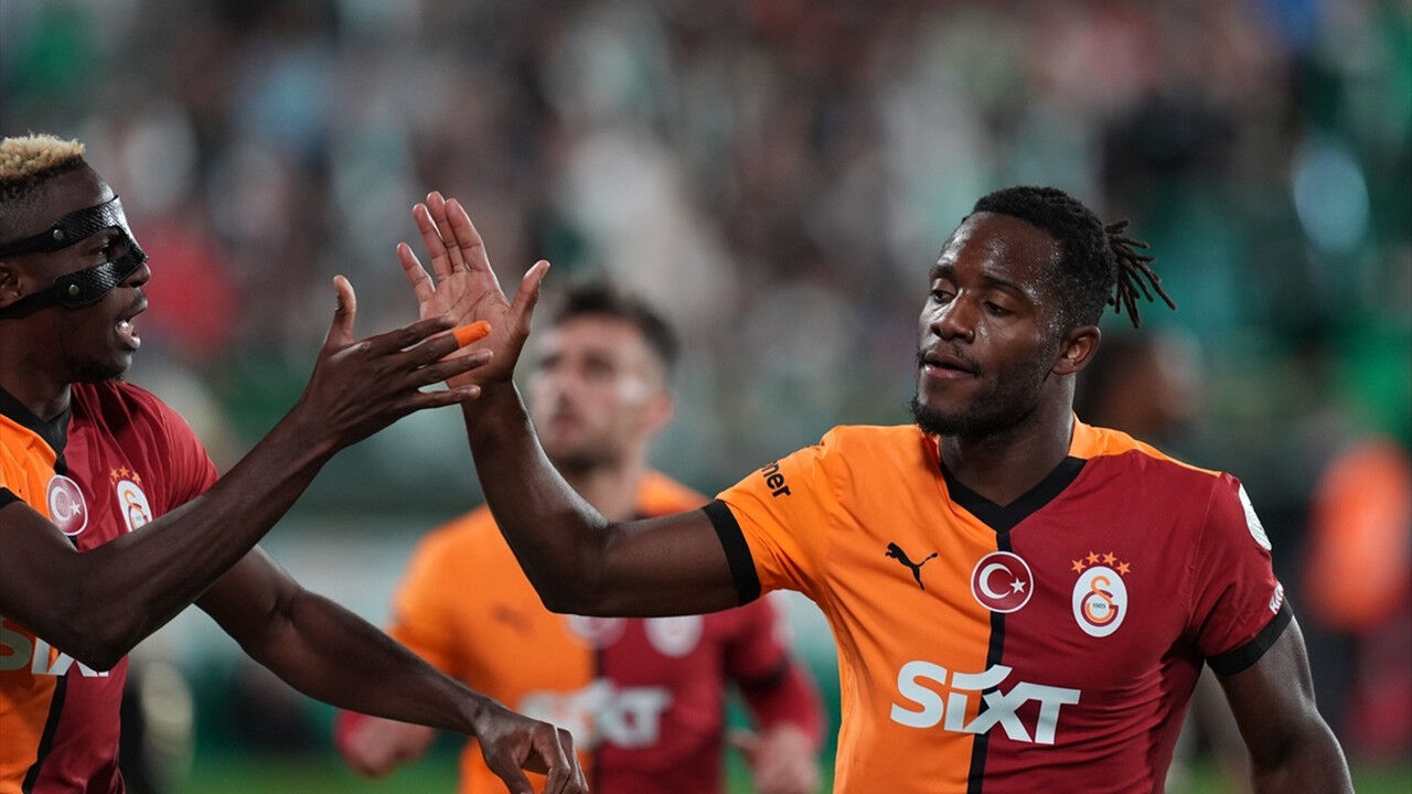 Galatasaray AZ Alkmaar hangi kanalda? Maçın hakemi Horatiu Fesnic olacak! Galatasaray AZ Alkmaar hangi kanalda? Maçın hakemi Horatiu Fesnic olacak! - 3. Resim
