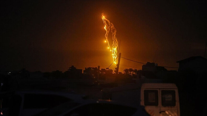 İsrail ordusundan bir ateşkes ihlali daha! Savaş uçakları güney Lübnan'a bomba yağdırdı - 2. Resim