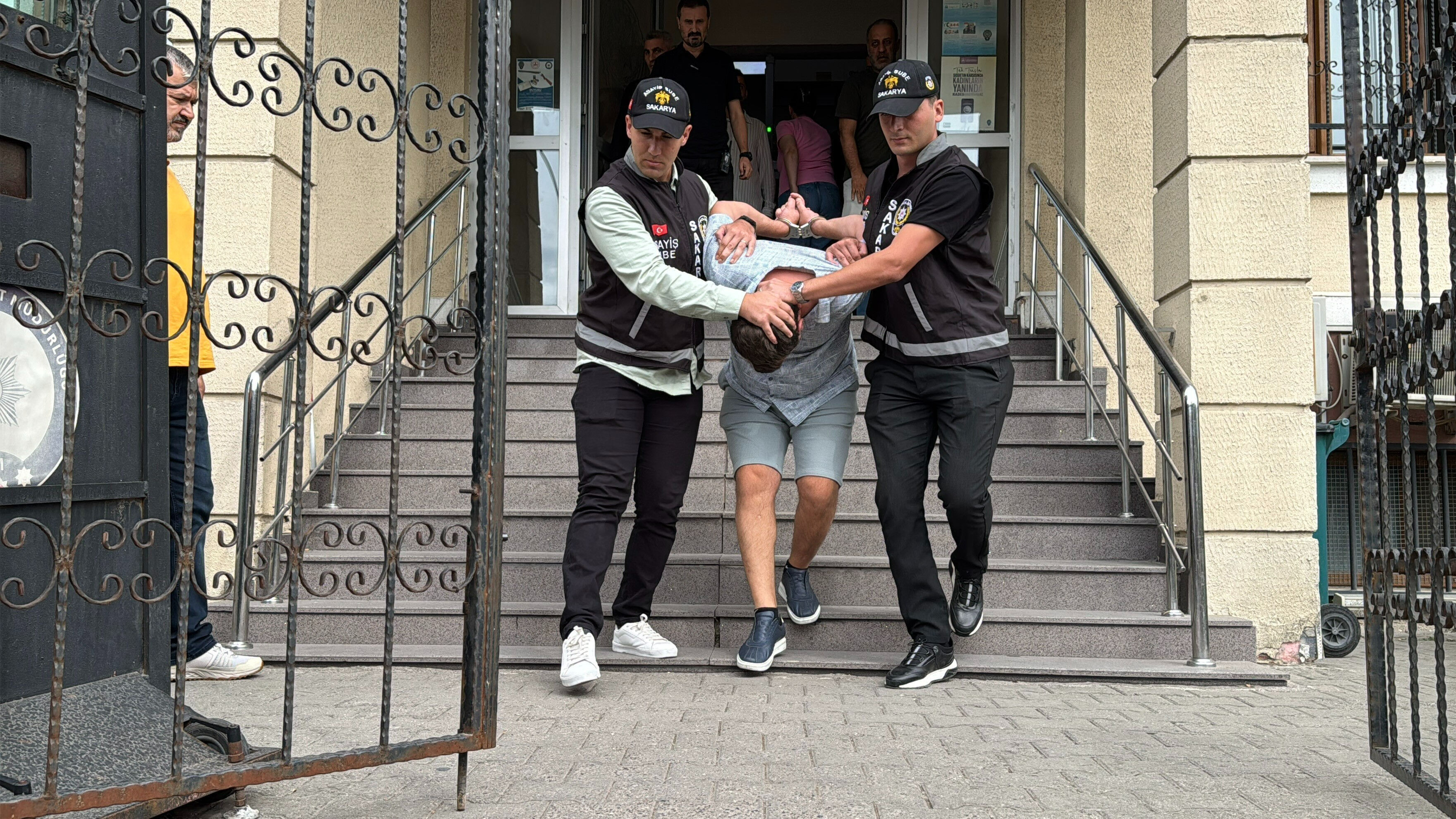 Sakaryaspor'un eski başkanı Gökhan İn tokat atmışlardı! Sanıklar hakkında karar verildi - 3. Resim