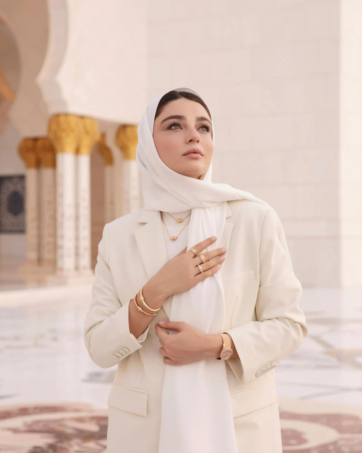 Ayça Ayşin Turan başörtülü pozunu paylaştı! Cami paylaşımı gündem oldu Ayça Ayşin Turan başörtülü pozunu paylaştı! Cami paylaşımı gündem oldu - 1. Resim