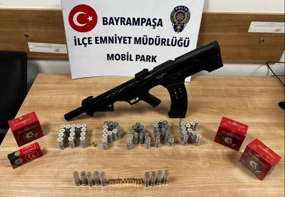 Bayrampaşa'da uzun namlulu silahla ateş açtı! Korku dolu anlar güvenlik kamerasında - 2. Resim